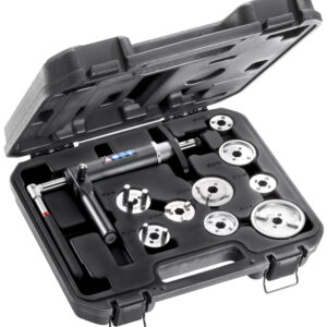 Pneumatisches Bremskolbenrückstellwerkzeug mit Aufnahmen